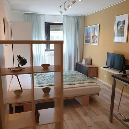 Modernes 1 In Mainz-hechtsheim Μάιντς